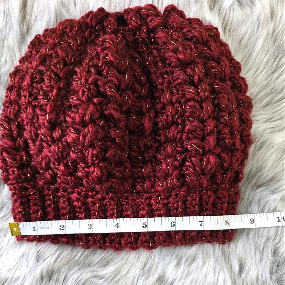 Burgandy Gold Thread Crochet Slouch Beanie & Pink Ultra Suede Gloves - Picture 6 of 11